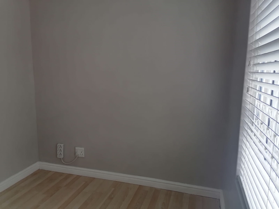 To Let 1 Bedroom Property for Rent in Crawford Western Cape